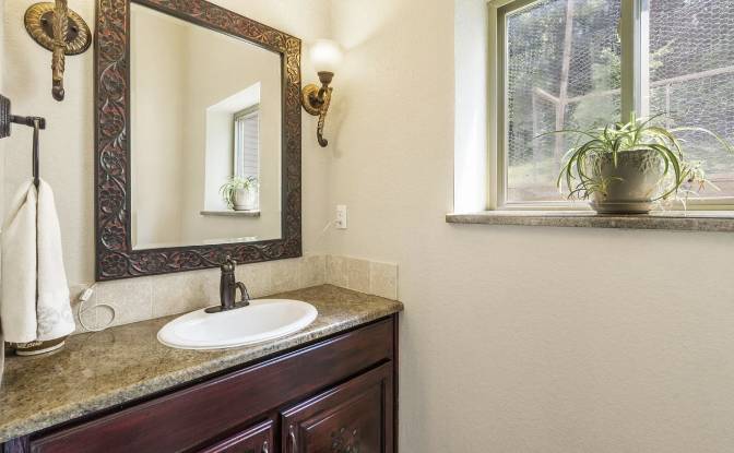 Single Family Home for Sale 200 Barnes Ln, Branson. Photo#13