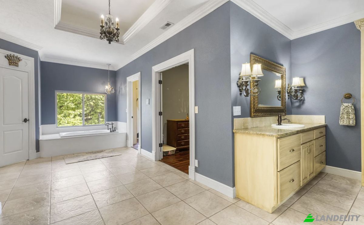 Single Family Home for Sale 200 Barnes Ln, Branson, MO 65616, USA, MARVEL CAV PK, Taney County, Missouri, United States. Photo 24