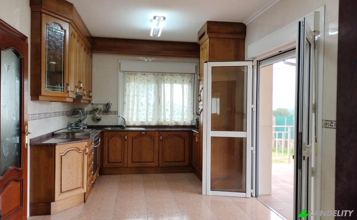 Single Family Home for Sale Camino Nora Somio, Periurbano, Rural, Gijon, Asturias, Spain. Photo 6