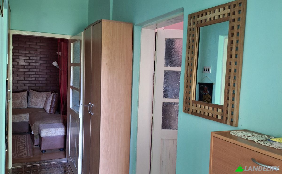 Single Family Home for Sale Save Jovanovica Dese 9, Vrdnik, Srem District, Vojvodina, Serbia. Photo 7
