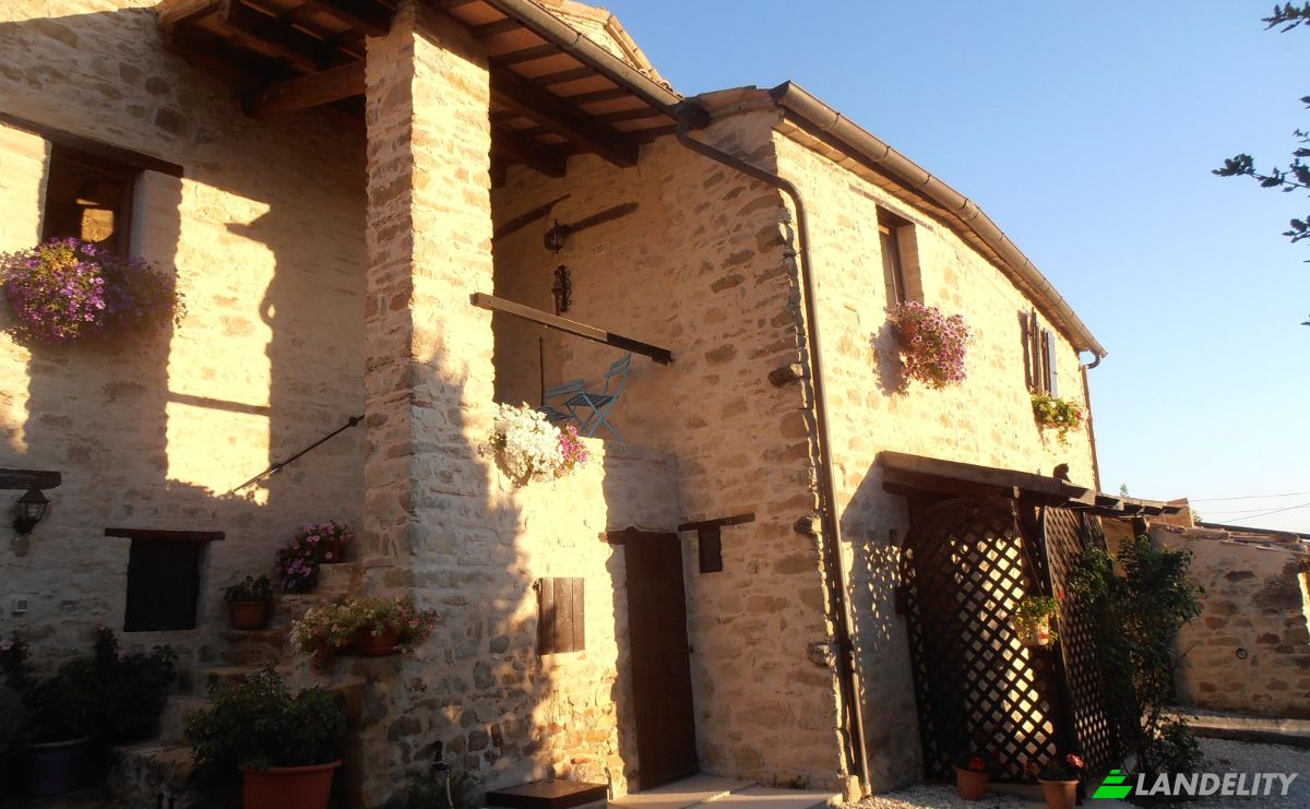 Farm/Ranch for Sale Campi Lunghi, 62011 Cingoli MC, Cingoli, Province of Macerata, Marche, Italy. Photo 6