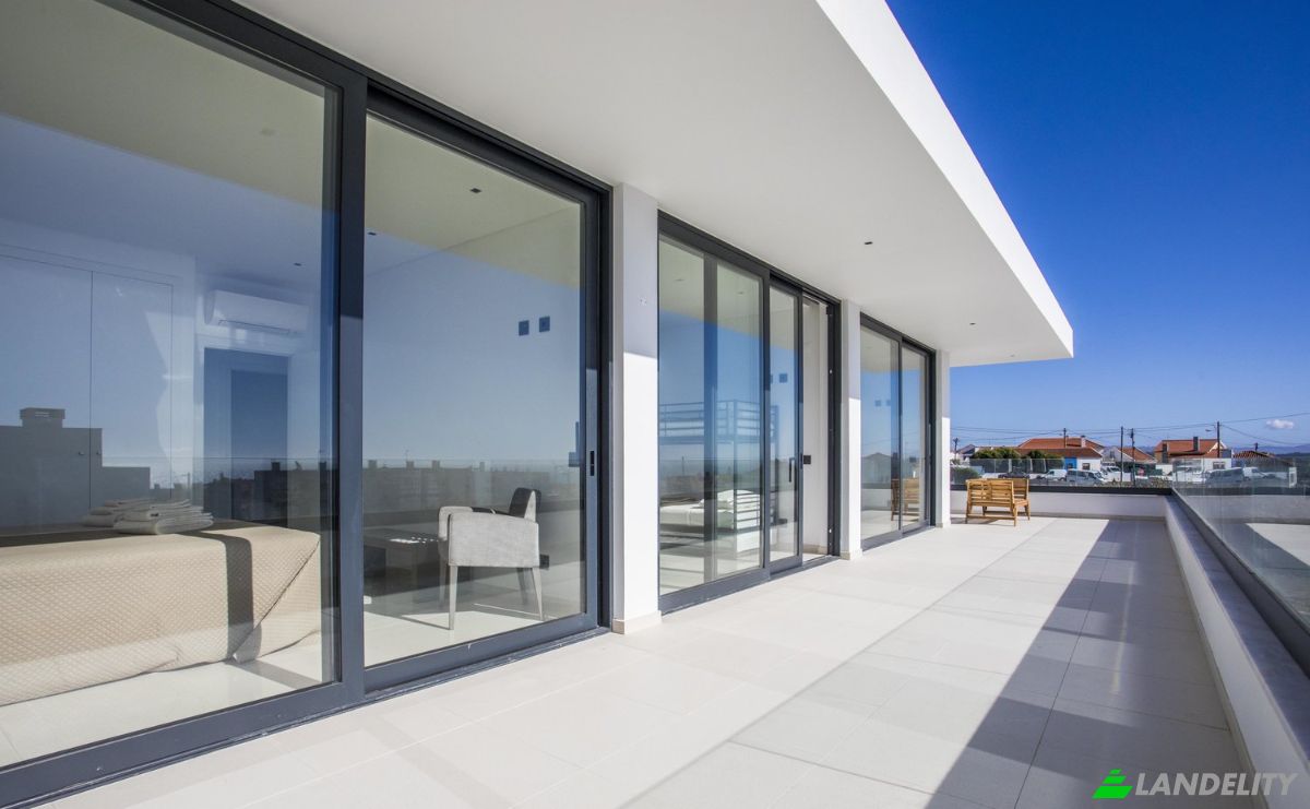 Villa for Sale R da Figueira 7, 2655-431 Ericeira, Ericeira, Mafra, Lisbon, Portugal. Photo 16