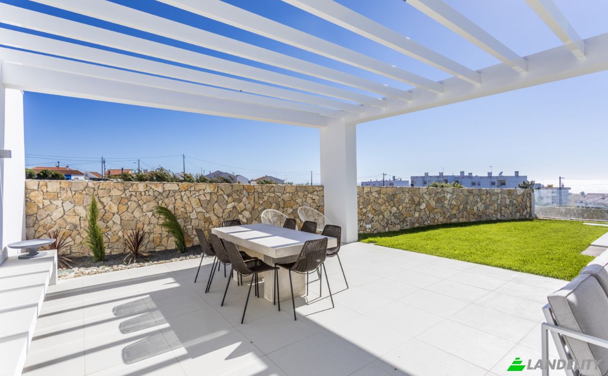 Villa for Sale R da Figueira 7, 2655-431 Ericeira, Ericeira, Mafra, Lisbon, Portugal. Photo 2
