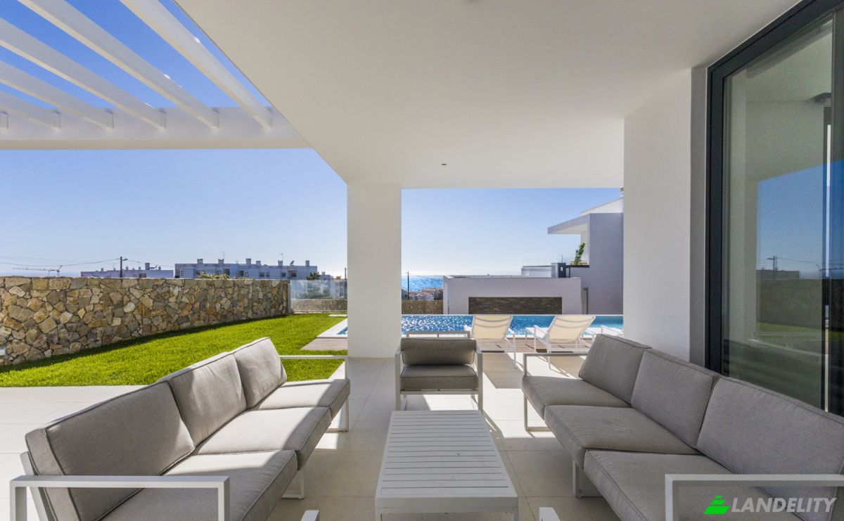 Villa for Sale R da Figueira 7, 2655-431 Ericeira, Ericeira, Mafra, Lisbon, Portugal. Photo 3