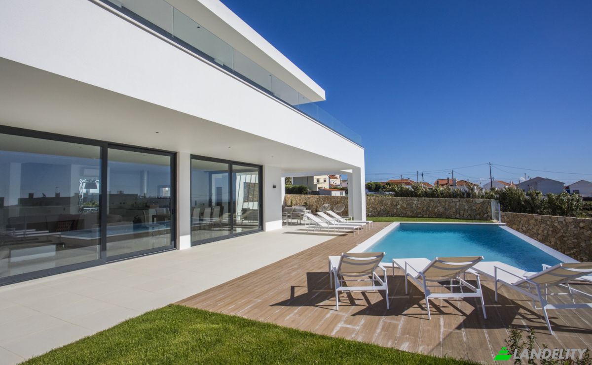 Villa for Sale R da Figueira 7, 2655-431 Ericeira, Ericeira, Mafra, Lisbon, Portugal. Photo 6