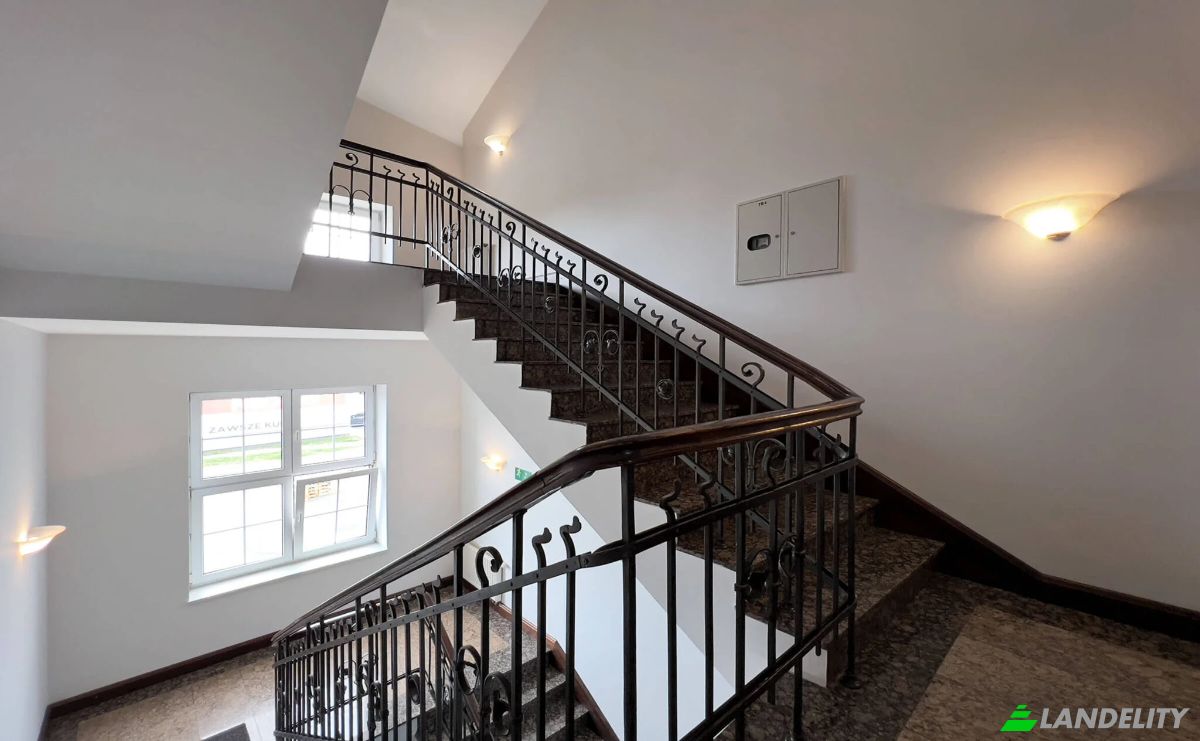Office Space for Sale Jana Kilinskiego 44 IX, 41-209 Sosnowiec, Sosnowiec, Silesian Voivodeship, Poland. Photo 5