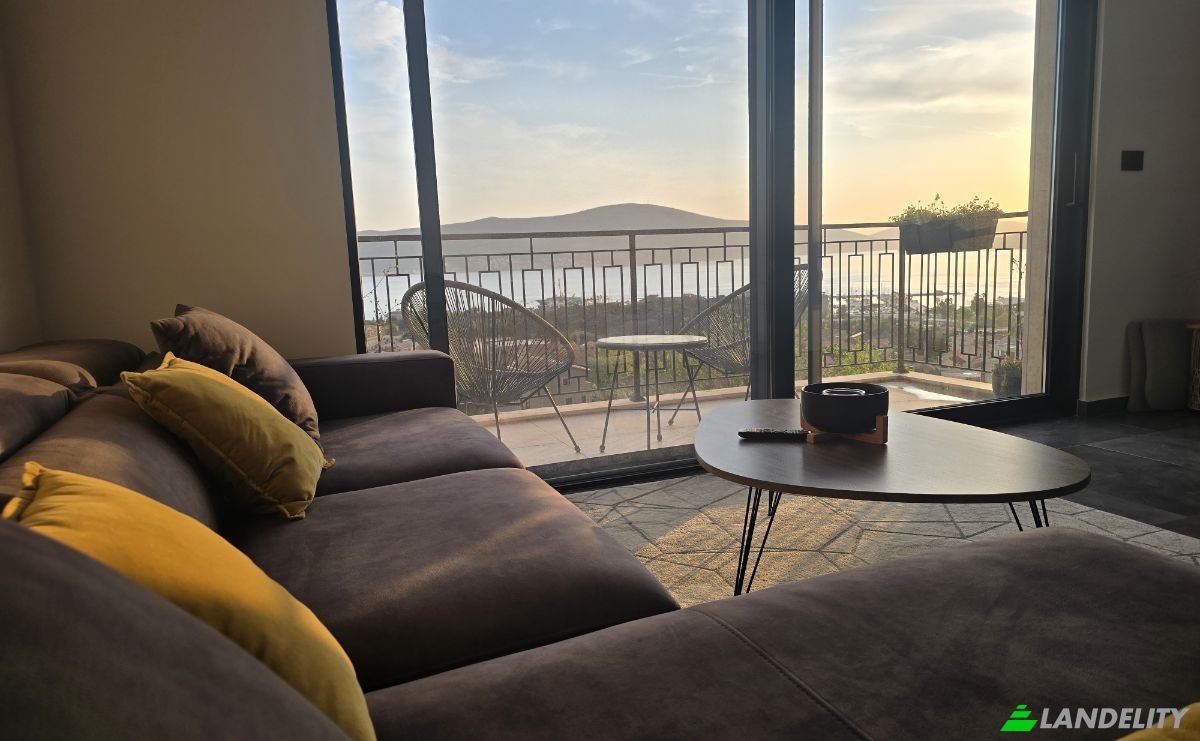 Apartment for Sale Tivat, Tivat Municipality, Montenegro. Photo 3