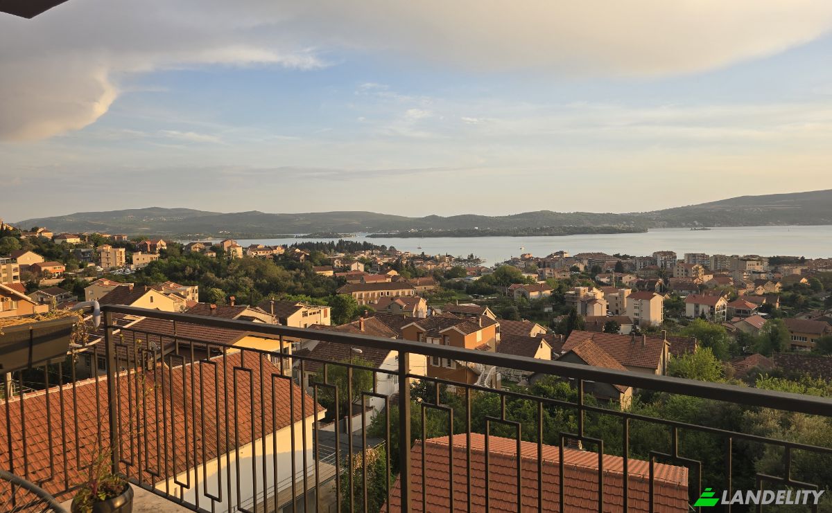 Apartment for Sale Tivat, Tivat Municipality, Montenegro. Photo 7