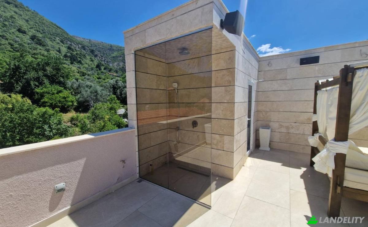 Apartment for Sale Tivat, Tivat Municipality, Montenegro. Photo 9