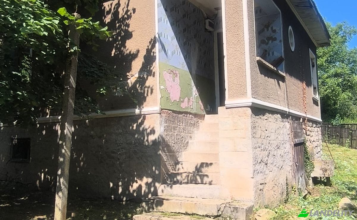Single Family Home for Sale 2575 Vrattsa, Vratsa, Kyustendil, Kyustendil Province, Bulgaria. Photo 2