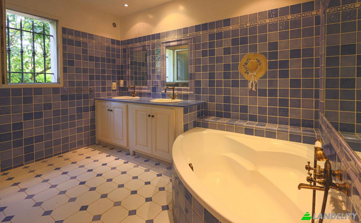 Single Family Home for Sale 288 Chem du Prignon, 06530 Saint-Cezaire-sur-Siagne, Saint-Cezaire-sur-Siagne, Alpes-Maritimes, Provence-Alpes-Cote dAzur, France. Photo 19