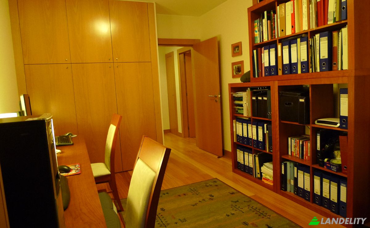 Apartment for Sale R do Aleixo 259, 4150-042 Porto, Porto, Porto District, Portugal. Photo 14