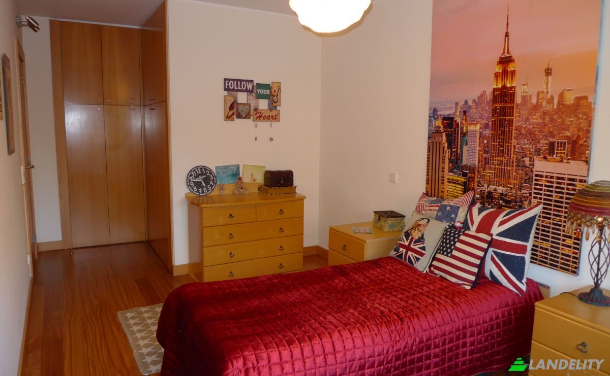 Apartment for Sale R do Aleixo 259, 4150-042 Porto, Porto, Porto District, Portugal. Photo 20