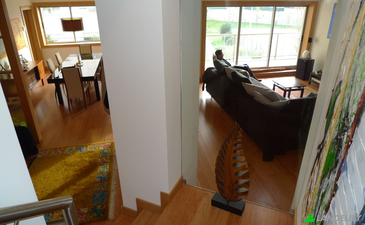 Apartment for Sale R do Aleixo 259, 4150-042 Porto, Porto, Porto District, Portugal. Photo 6