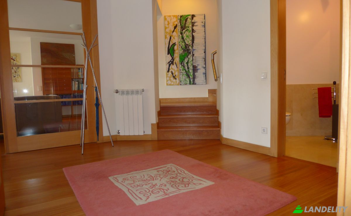 Apartment for Sale R do Aleixo 259, 4150-042 Porto, Porto, Porto District, Portugal. Photo 9