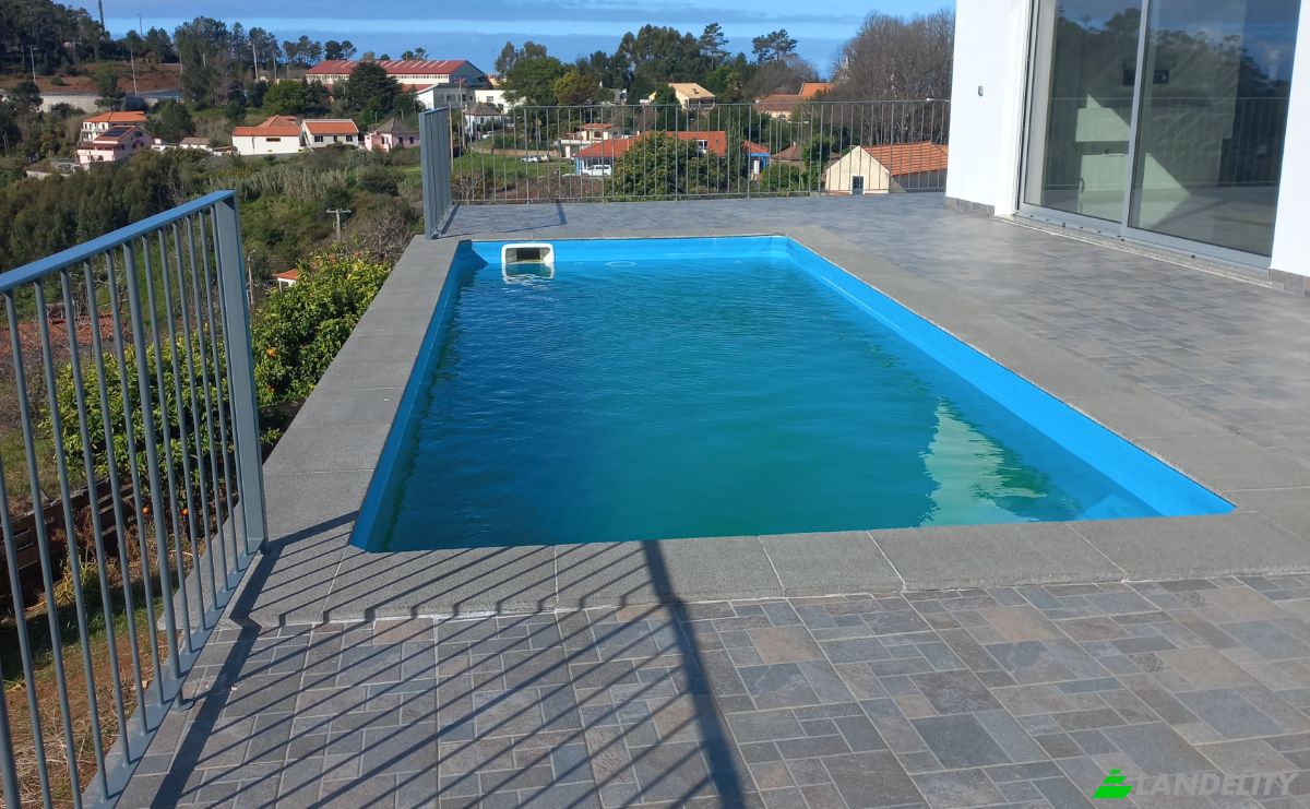 Single Family Home for Sale Impasse do Estaleiro 33, 9370-063 Arco da Calheta, Arco da Calheta, Calheta, Madeira, Portugal. Photo 2