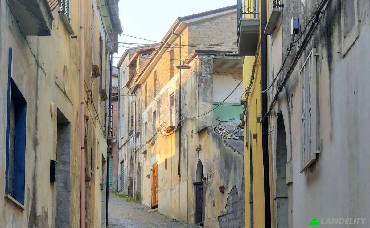 Single Family Home for Sale Via S Lucia, 81057 San Giuliano CE, San Giuliano, Province of Caserta, Campania, Italy. Photo 19