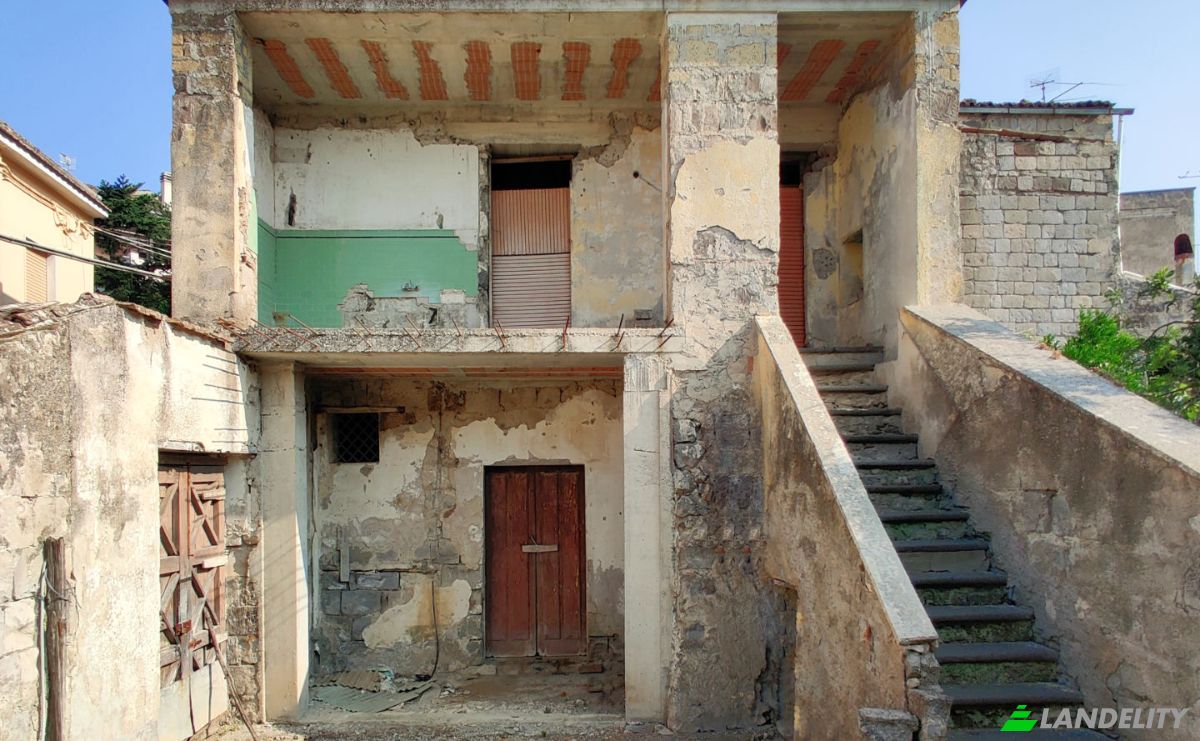 Single Family Home for Sale Via S Lucia, 81057 San Giuliano CE, San Giuliano, Province of Caserta, Campania, Italy. Photo 9