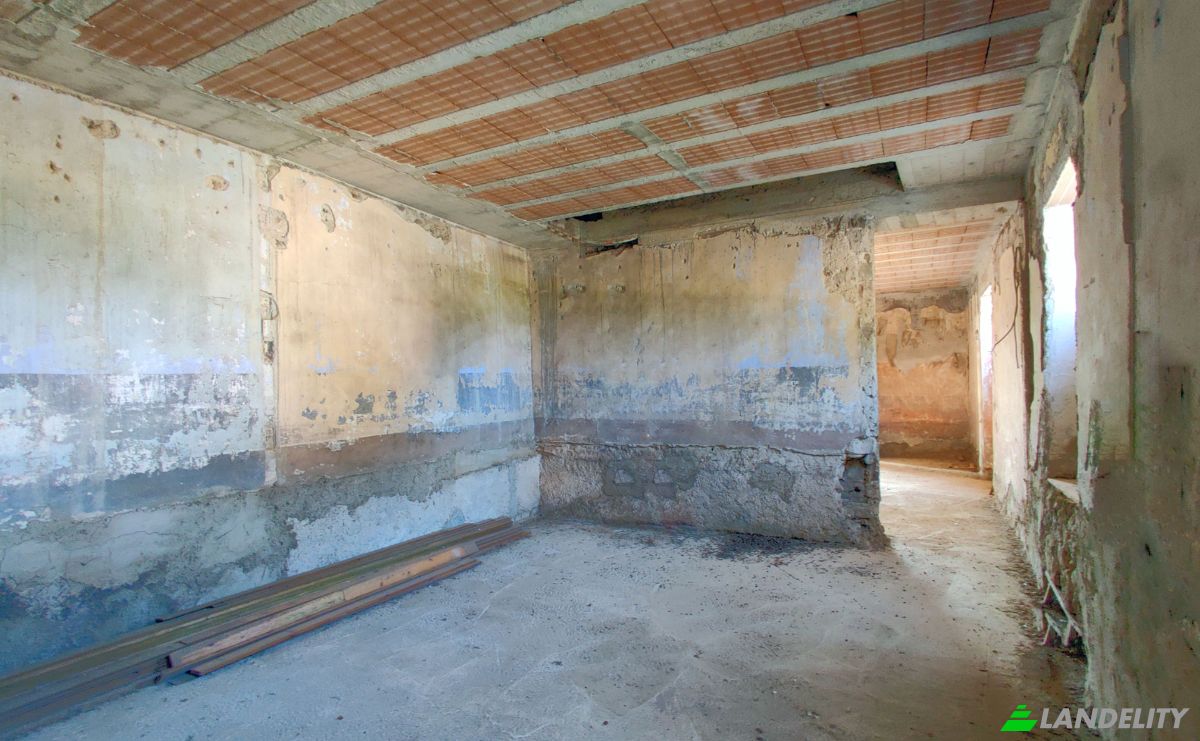 Single Family Home for Sale Via S Lucia, 81057 San Giuliano CE, San Giuliano, Province of Caserta, Campania, Italy. Photo 14