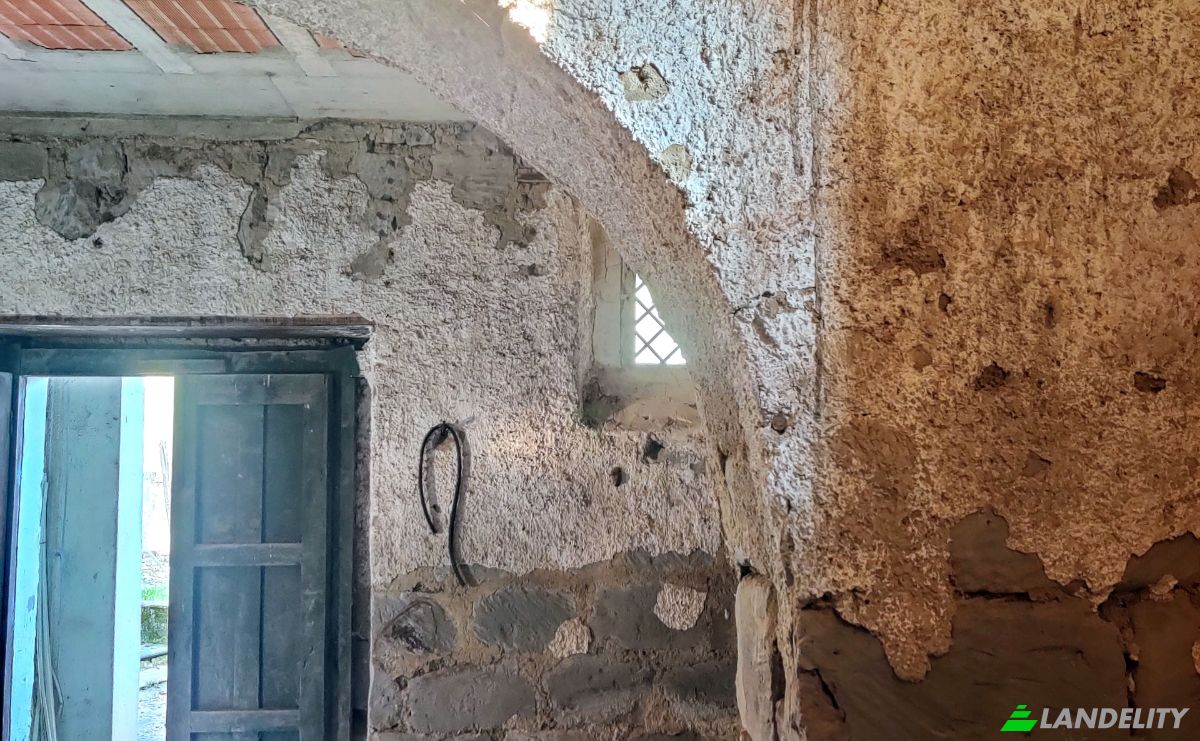 Single Family Home for Sale Via S Lucia, 81057 San Giuliano CE, San Giuliano, Province of Caserta, Campania, Italy. Photo 4