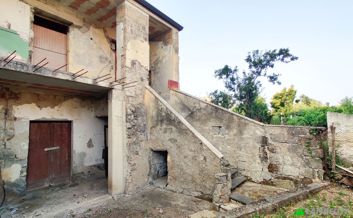 Single Family Home for Sale Via S Lucia, 81057 San Giuliano CE, San Giuliano, Province of Caserta, Campania, Italy. Photo 7