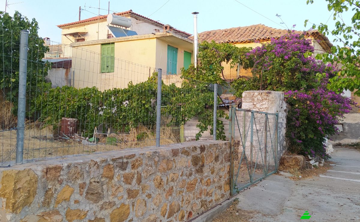Townhouse for Sale Odos Hvris Onomasia, Krokees 230 57, Krokees, Peloponnese Region, Decentralized Administration of Peloponnese, Western Greece and the Ionian, Greece. Photo 3