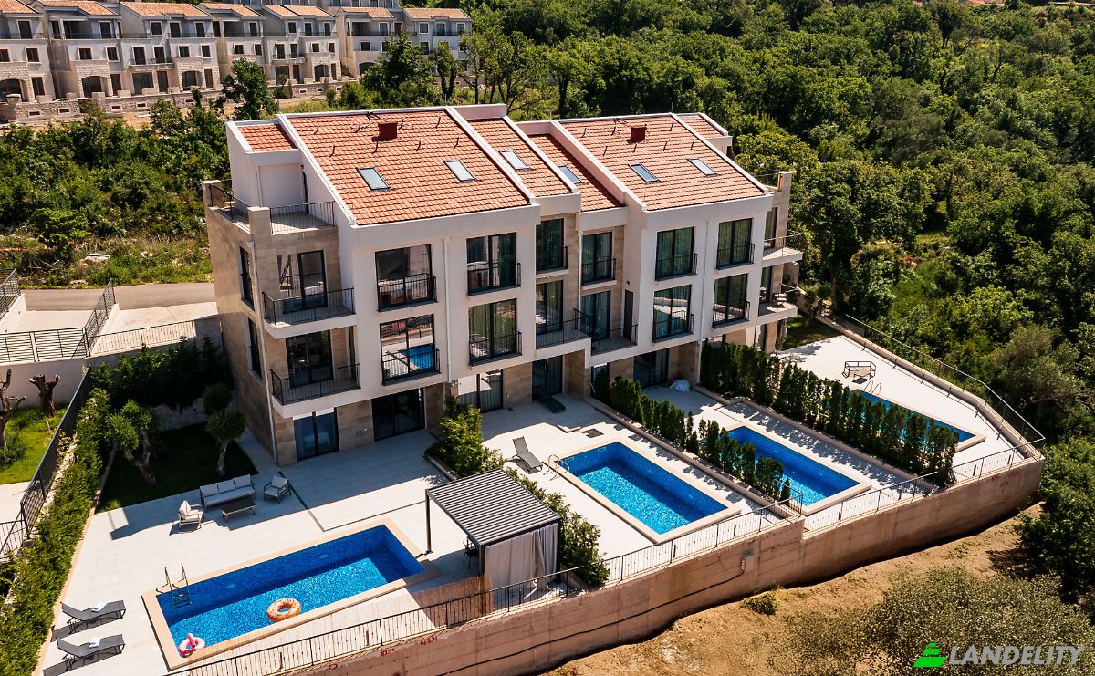 Rijtjeshuis Te koop E65, Drobnici, Budva Municipality, Montenegro. Foto 18