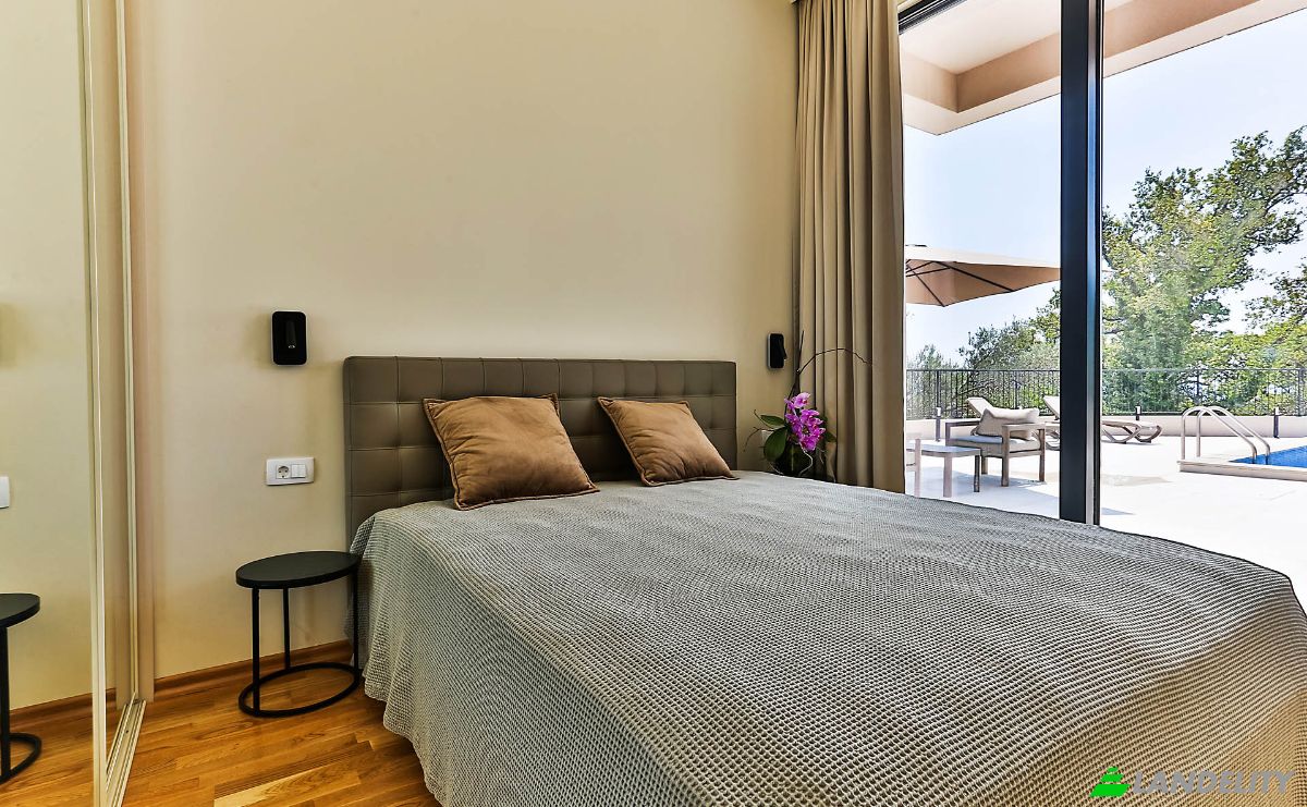 Townhouse for Sale E65, Drobnici, Budva Municipality, Montenegro. Photo 18