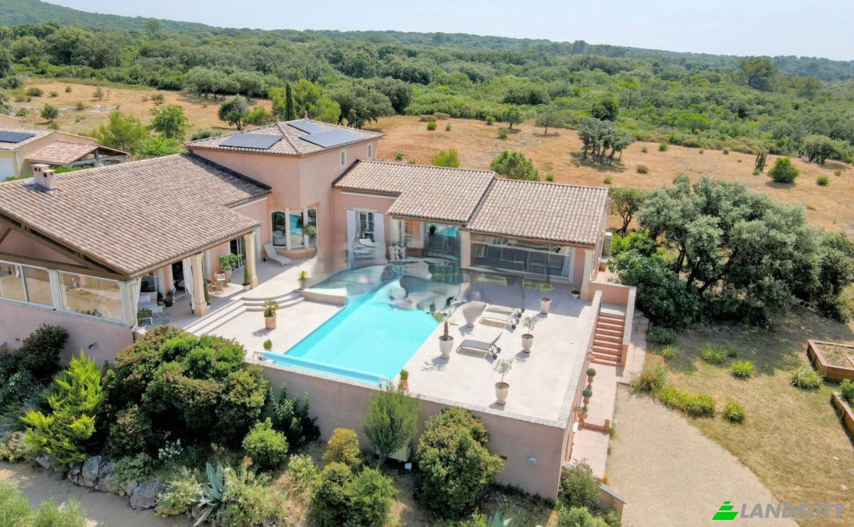 Villa for Sale 33 Rue Jacques Brel, 30700 Saint-Hippolyte-de-Montaigu, Saint-Hippolyte-de-Montaigu, Gard, Occitanie, France. Photo 1