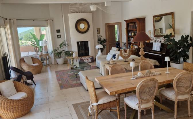 Villa for Sale 33 Rue Jacques Brel. Photo#7