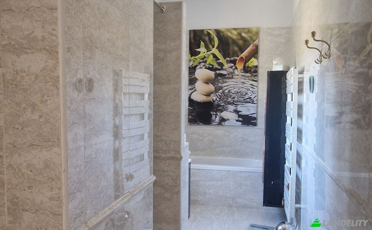 Villa for Sale 33 Rue Jacques Brel, 30700 Saint-Hippolyte-de-Montaigu, Saint-Hippolyte-de-Montaigu, Gard, Occitanie, France. Photo 10