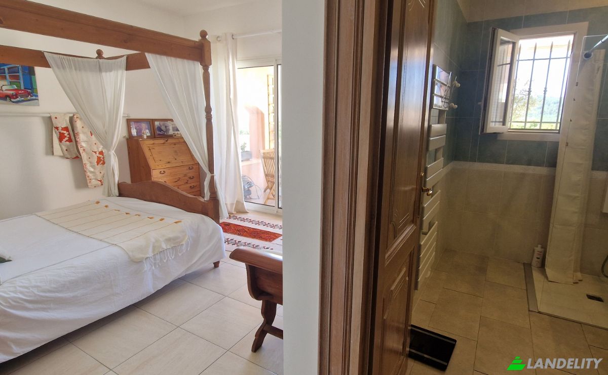 Villa for Sale 33 Rue Jacques Brel, 30700 Saint-Hippolyte-de-Montaigu, Saint-Hippolyte-de-Montaigu, Gard, Occitanie, France. Photo 11
