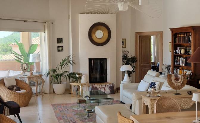 Villa for Sale 33 Rue Jacques Brel. Photo#6