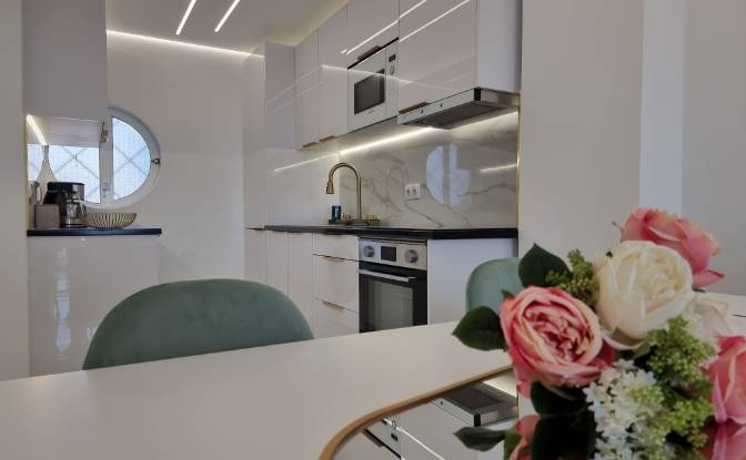 Appartement Te koop R Alves Redol 103. Foto#8