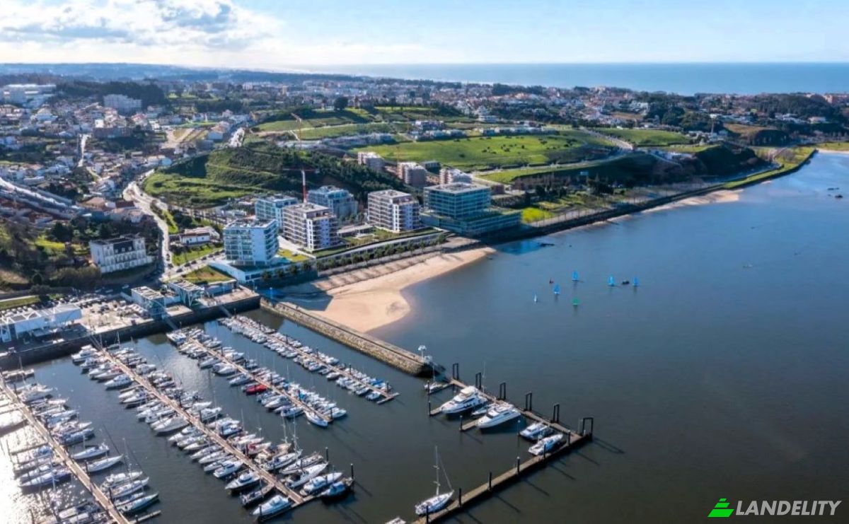Apartment for Sale R da Praia 4400, 4400-204 Vila Nova de Gaia, Vila Nova de Gaia, Porto District, Portugal. Photo 2