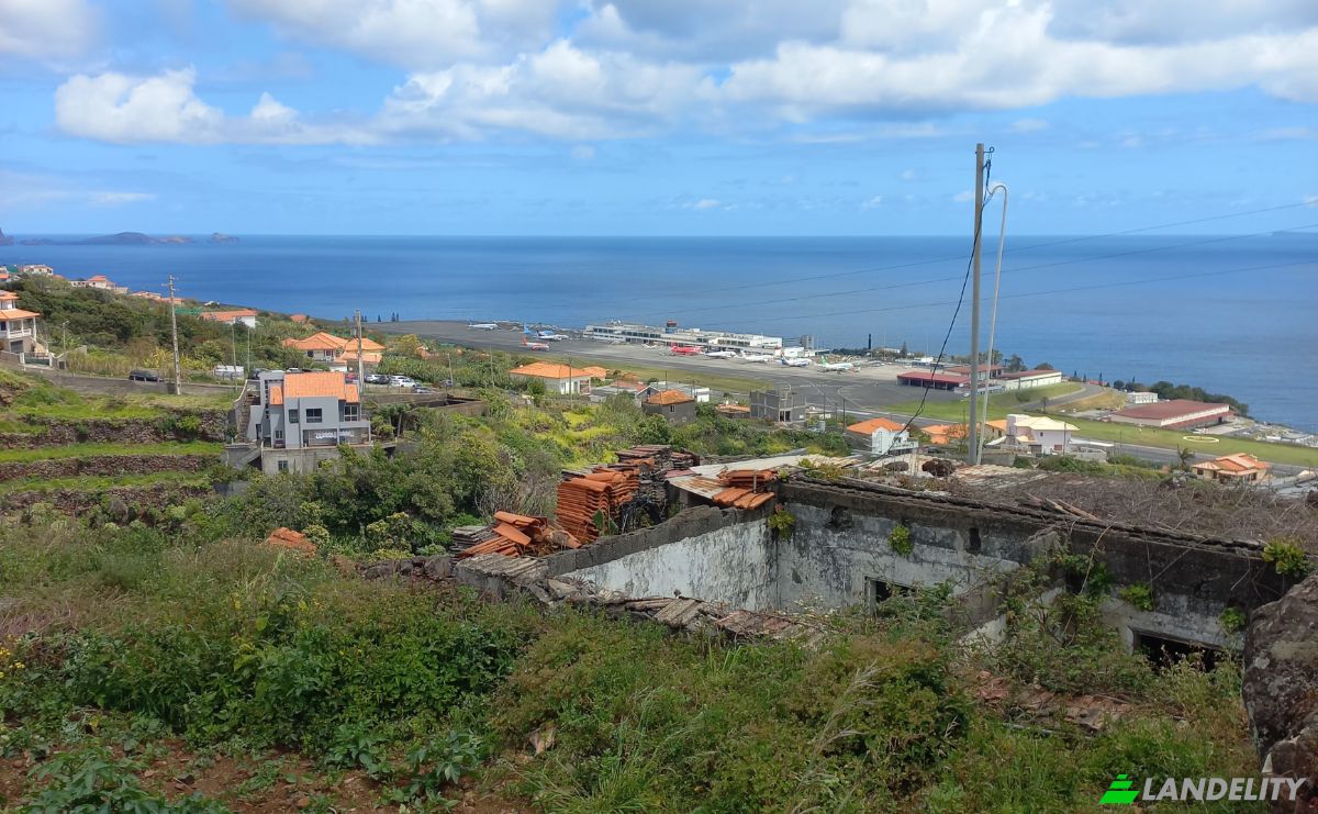 Single Family Home for Sale R de Sao Sebastiao 36, 9100-175 Santa Cruz, Santa Cruz, Madeira, Portugal. Photo 1