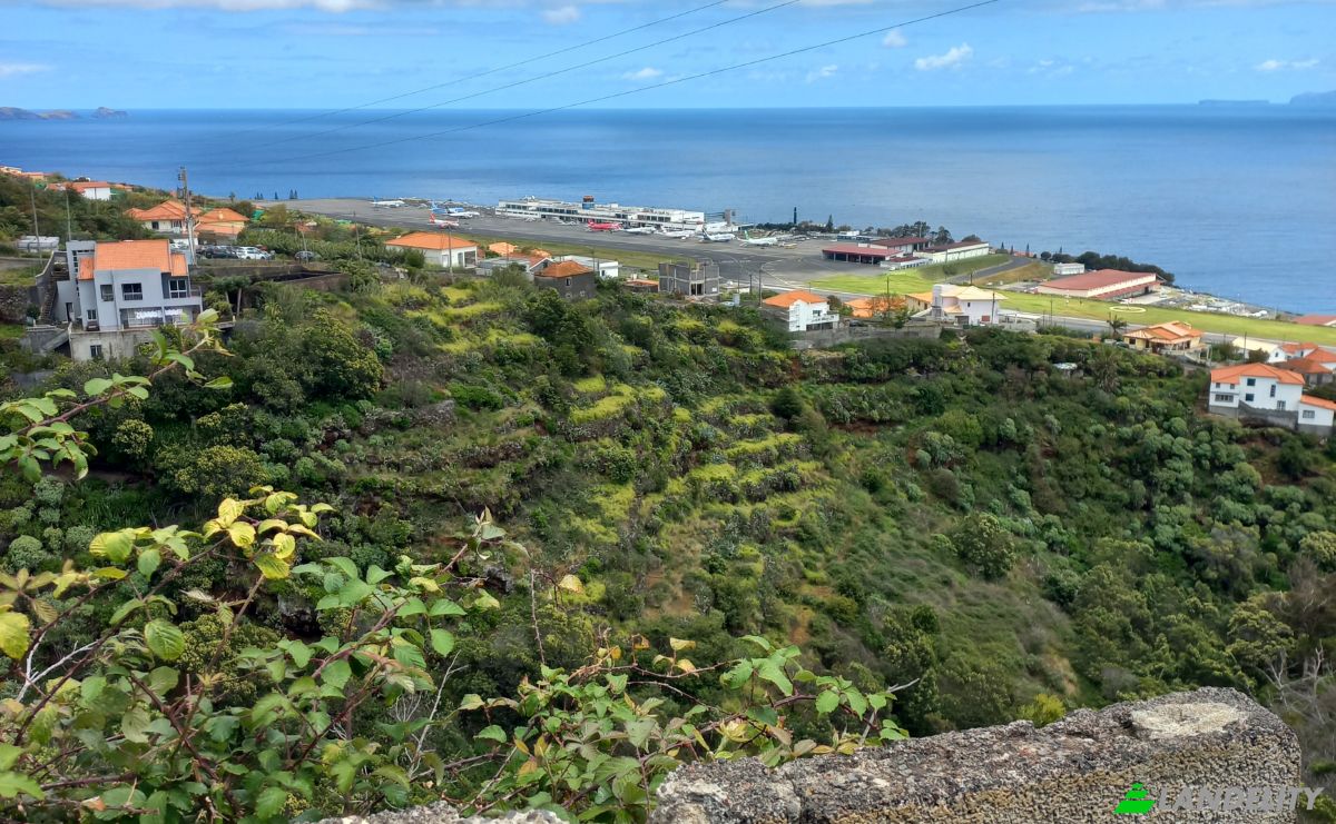 Single Family Home for Sale R de Sao Sebastiao 36, 9100-175 Santa Cruz, Santa Cruz, Madeira, Portugal. Photo 5