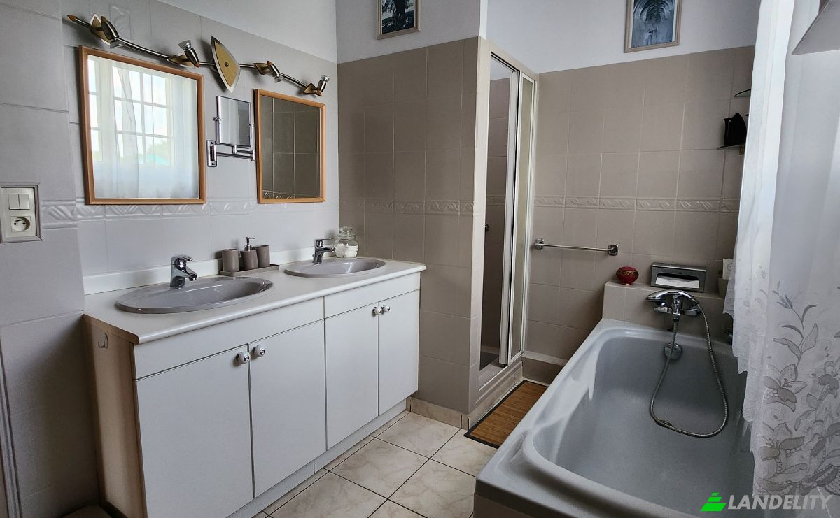 Single Family Home for Sale 754 Ham du Jards, 10160 Aix-Villemaur-Palis, Aix-Villemaur-Palis, Aube, Grand Est, France. Photo 11
