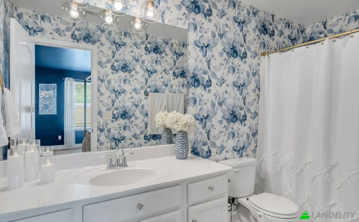 Single Family Home for Sale 1113 Woodbury Falls Ct, Nashville, Davidson County, Tennessee, United States, TN 37221, USA. Photo 2