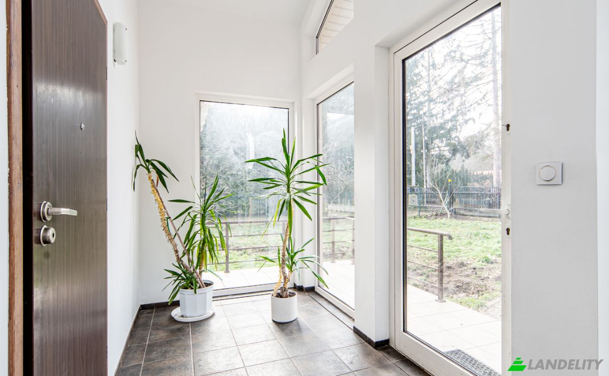 Single Family Home for Sale SLoneczna 13, 05-504 ZLotokLos, Los, Piaseczno County, Masovian Voivodeship, Poland. Photo 2