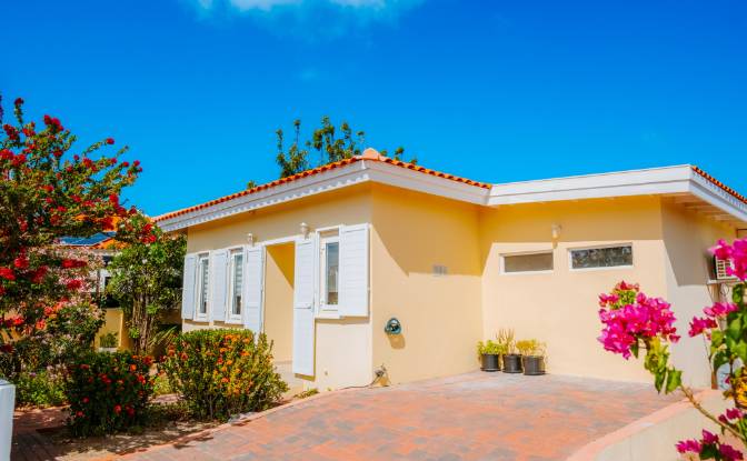 Single Family Home for Sale Oranjestad. Photo#3