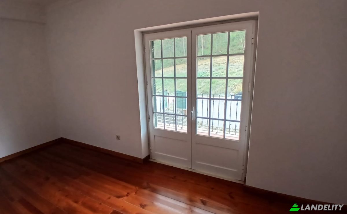 Villa for Sale R 23 de Junho 5a, 2600 Vila Franca de Xira, Vila Franca de Xira, Lisbon, Portugal. Photo 12