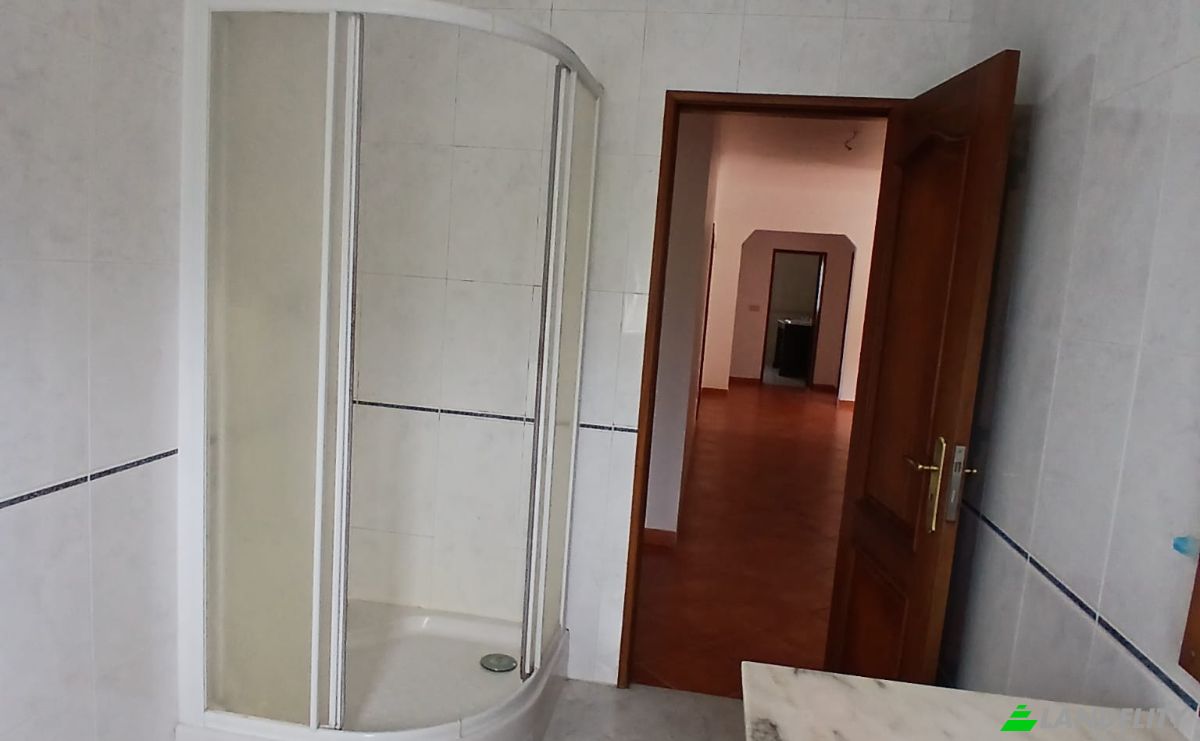 Villa for Sale R 23 de Junho 5a, 2600 Vila Franca de Xira, Vila Franca de Xira, Lisbon, Portugal. Photo 15