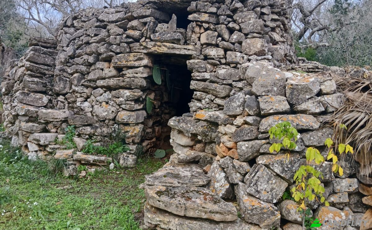 Single Family Home for Sale Via Vecchia Vecchia Parabita, 73040 Neviano LE, Neviano, Province of Lecce, Apulia, Italy. Photo 25