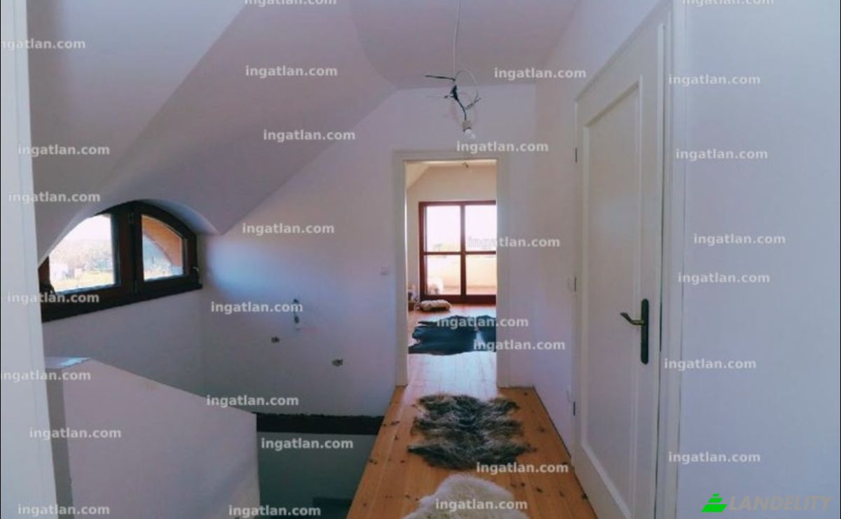 Villa for Sale Balatonalmadi, Balatonalmadi District, Veszprem, Hungary, Maros u 6, 8220 Hungary. Photo 6