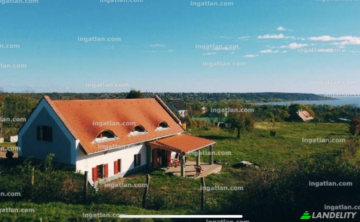 Villa for Sale Balatonalmadi, Balatonalmadi District, Veszprem, Hungary, Maros u 6, 8220 Hungary. Photo 9