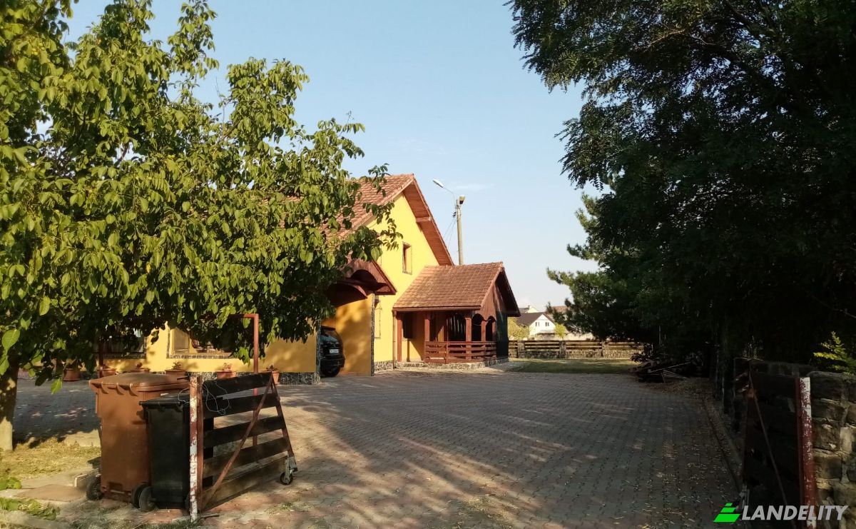 Maison unifamiliale à vendre DN6, Becicherecu Mic 307040, Becicherecu Mic, Timis, Romania. Photo 2