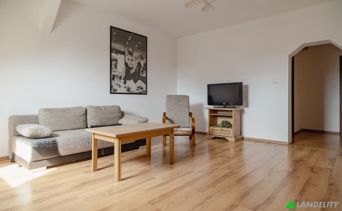 Condo for Sale plac MarszaLka Jozefa PiLsudskiego 8, 44-100 Gliwice, Gliwice, Silesian Voivodeship, Poland. Photo 2