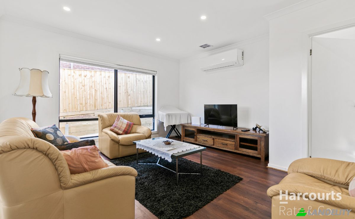 Single Family Home for Rent 44 Aspect Dr, Doreen VIC 3754, Doreen, City of Whittlesea, Victoria, Australia. Photo 5