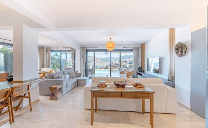 Mansion for Sale Asagi Mahallesi, Gundogan. Photo#12 Mansion for Sale Asagi Mahallesi, Gundogan. Photo#12